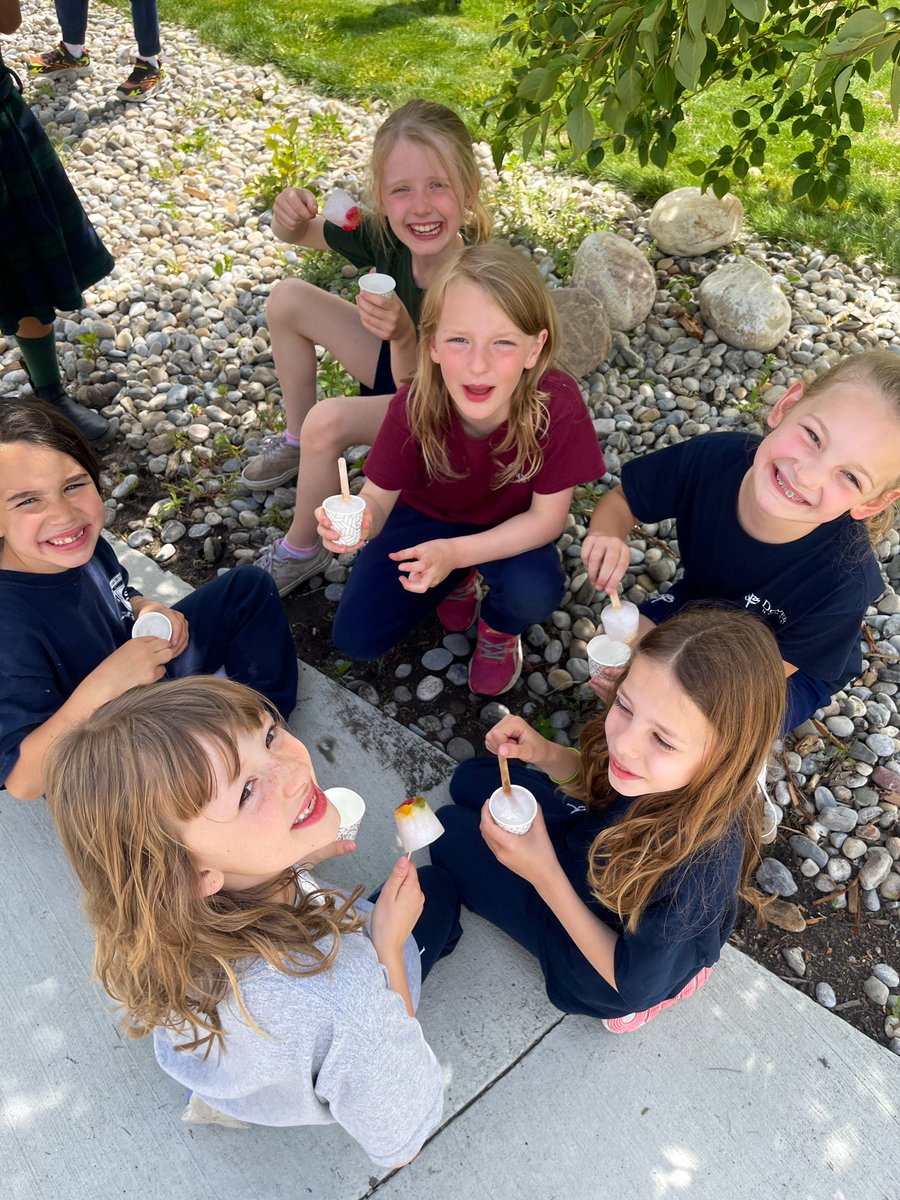 Ms. Kruchkowski 🍎 tweet media