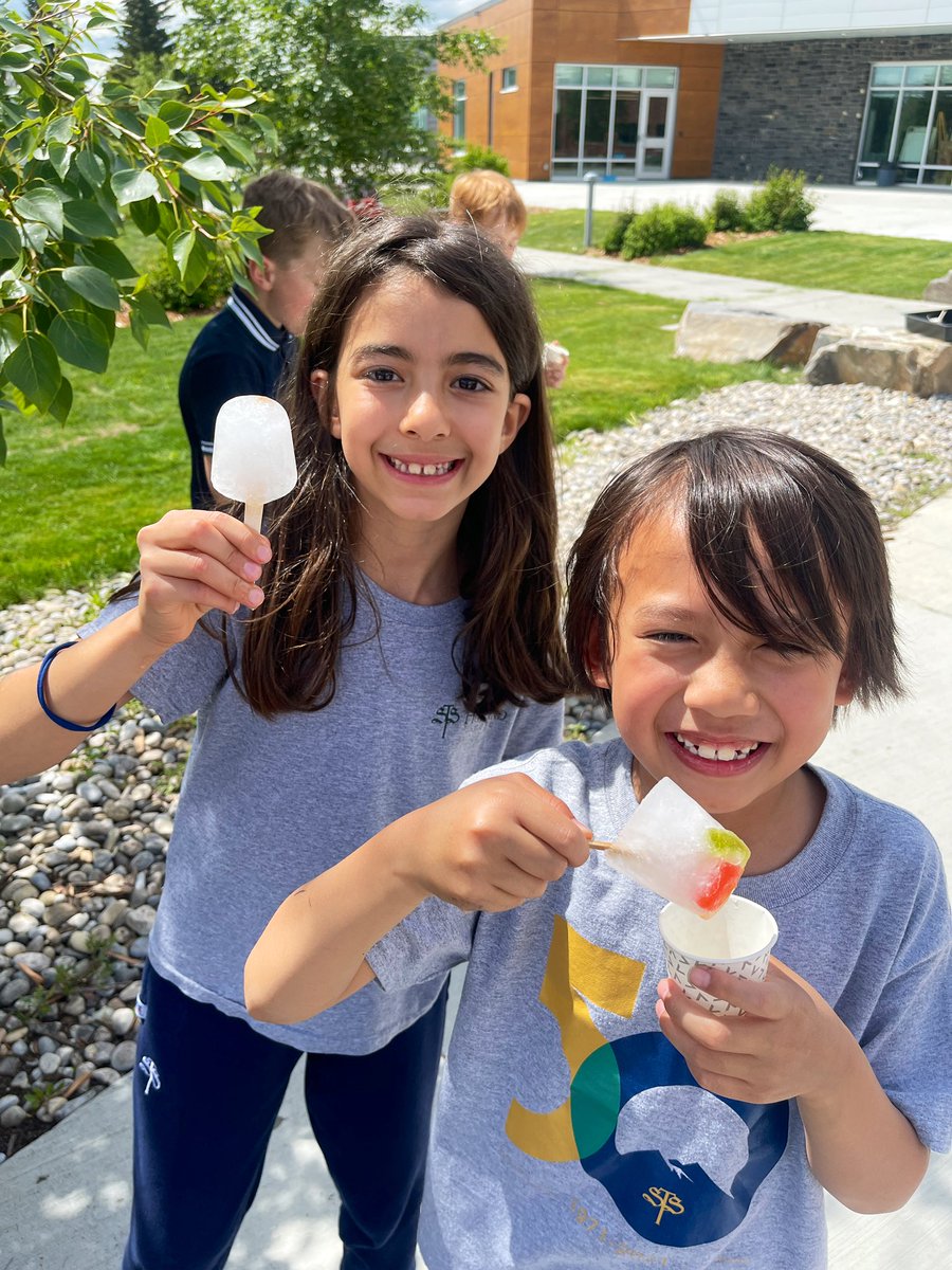 Ms. Kruchkowski 🍎 tweet media