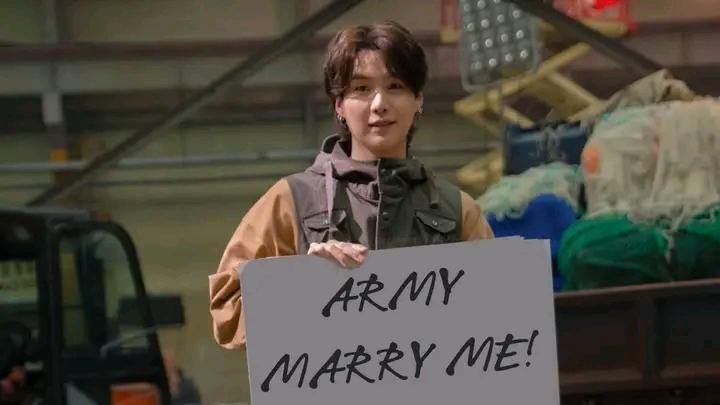 ChauSidara's tweet photo. Ok who made this? 😂 https://t.co/JO4K1dDxOo