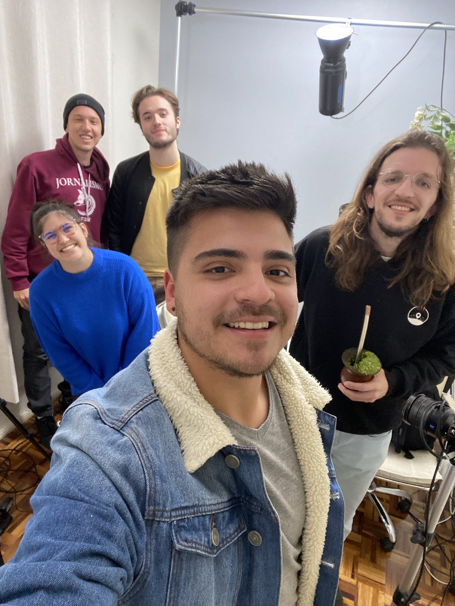 O cara faz mate ao vivo, tem um selo (@selogadea) e odeia TV atrás do palco de bares! Esse foi o ep 06 do Mood: <a href="/leonardogadea/">Primo Jopo 📝🗣️</a> ❤️
