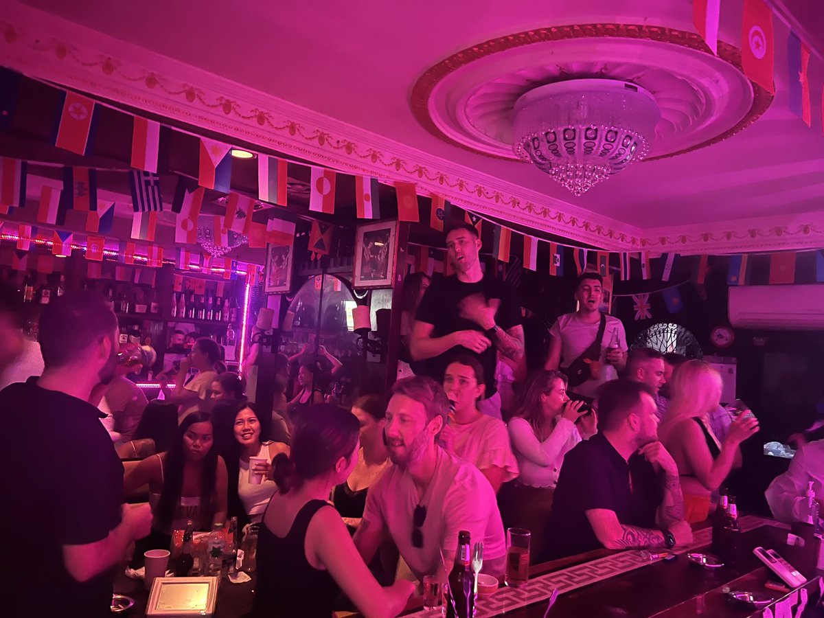 M NINE bar ❤️❤️🐈