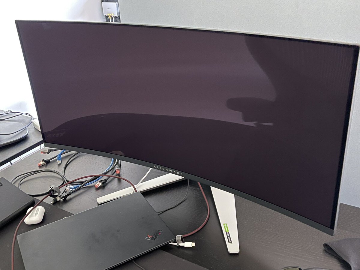 just got this 34” 3440x1440 oled Alienware puppy. my first ultra wide monitor but Linux terminal fonts/xterm look blurry :( compared to my 4k monitors. my dpi is 107x104, using ttf monospace fonts. any recommendations?