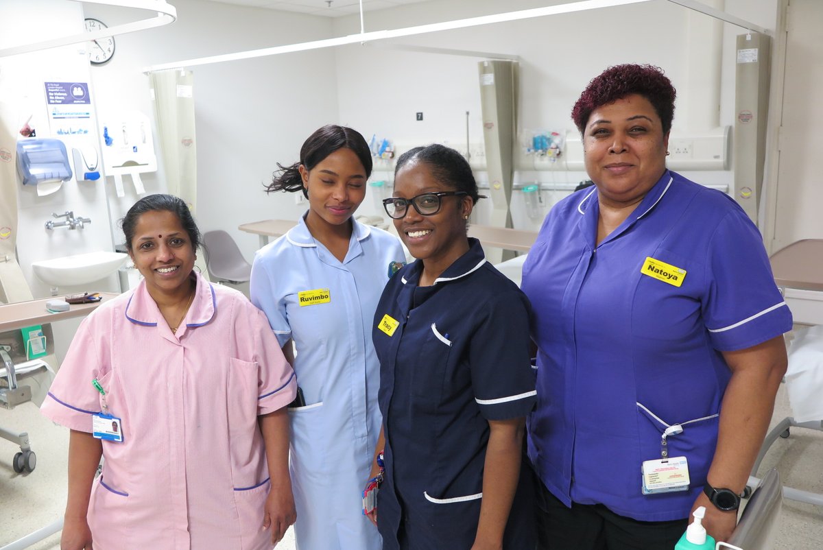 Are you a final year nursing student about to graduate? Congratulations!🥳🎉
Start a rewarding career at the award-winning @RoyalLondonHosp Find out about all the specialties on offer under ‘Student Nurses’➡️ bartshealth.nhs.uk/shape-your-sto…