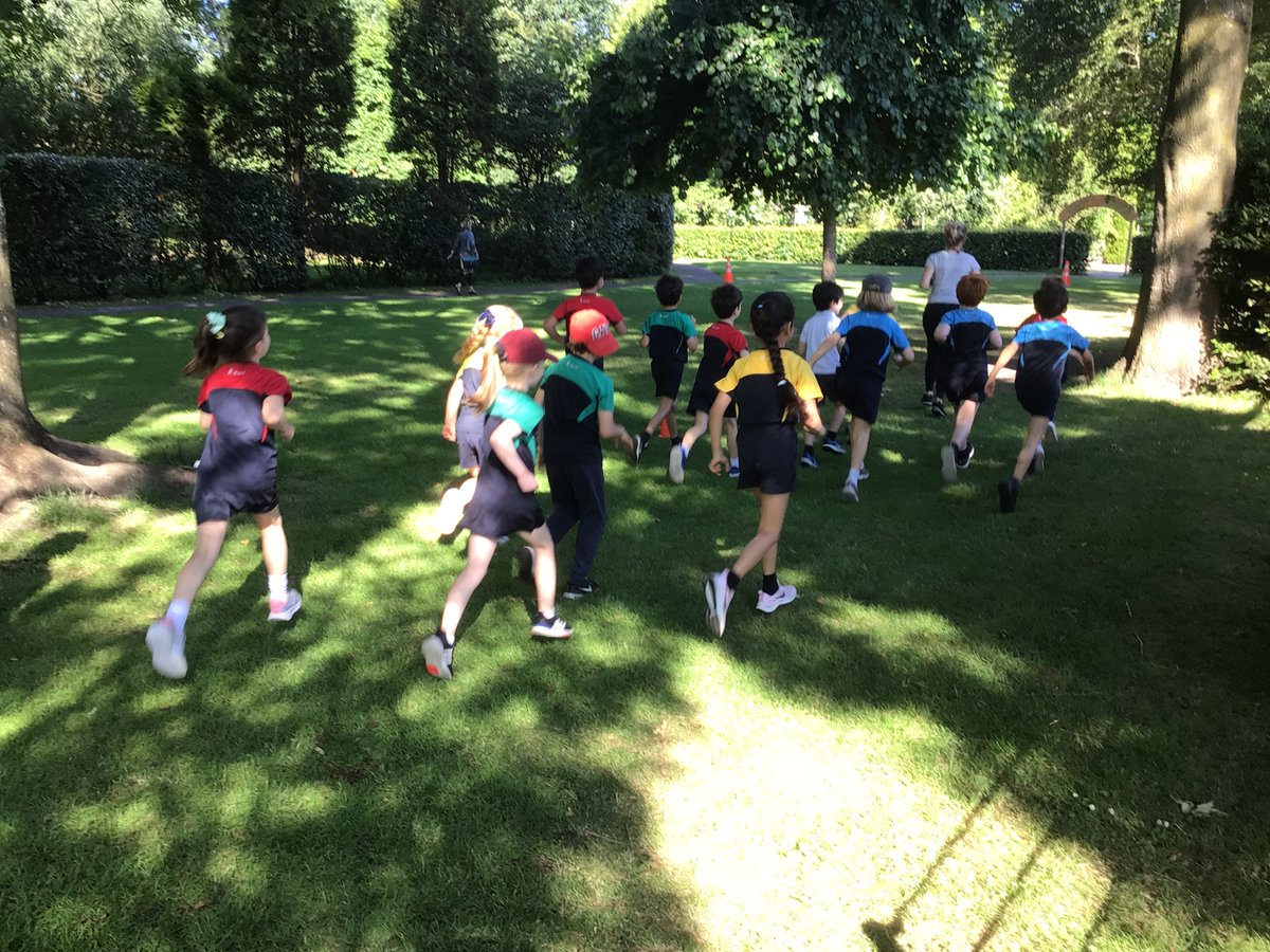 BSNJSV's tweet image. #JSVY1 #JSVY2 sports events today. Showcasing all their PE skills in events such as sprints, throwing, batting and obstacle courses - well done Y1 and Y2!