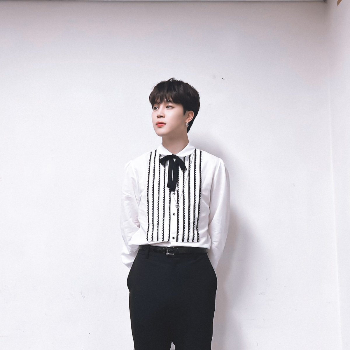 9795LAND's tweet photo. the prettiest ♡ https://t.co/8bOySAB9Ar