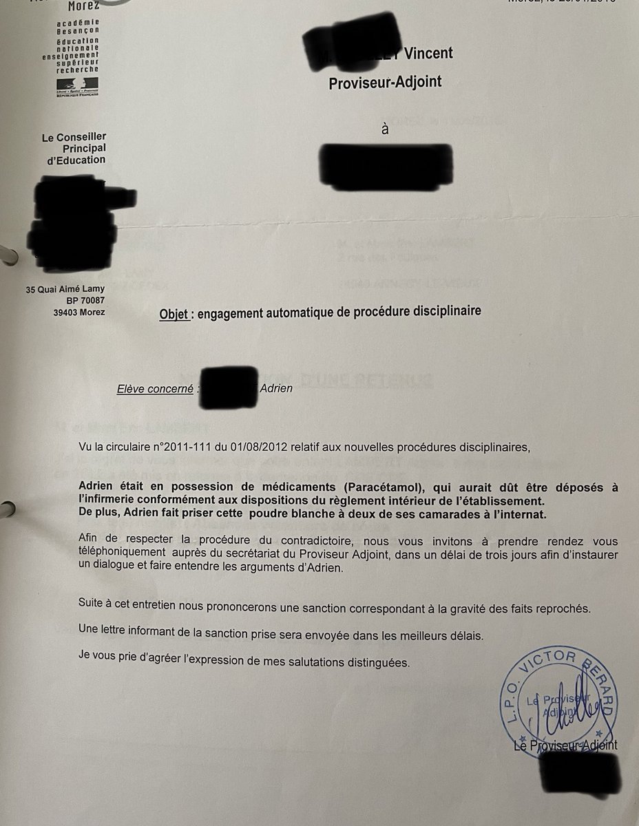 _aaadr's tweet photo. @_Amixem Je tiens en premier lieux à m’excuser en vers mon ancien lycée.

Je voulais ajoutez que justifier à Vincent (proviseure adjoint) le faite que j’ai réussi à inciter d’autre élèves à priser du Doliprane était plutôt coton. 

PS : L’alarme incendie c’est ma petite touche perso. https://t.co/jIPzBU6laf