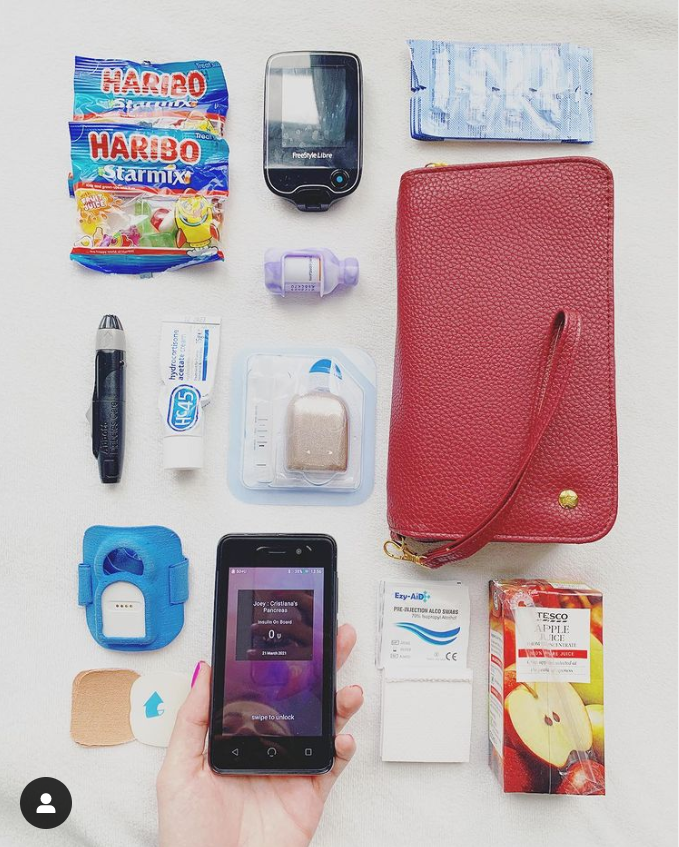 miaomiao_reader's tweet photo. What will you carry in your handbag or pocket? @t1diabetica #freestylelibre #type1diabetic #type1strong #diabeteslife #t2d #miaomiao2 #miaomiao3 #diabetescommunity #diabeticproblems #fuckdiabetes #beyondtype1 #type1diabetes #freestylelibrestechnology https://t.co/UW8gOPFAXz