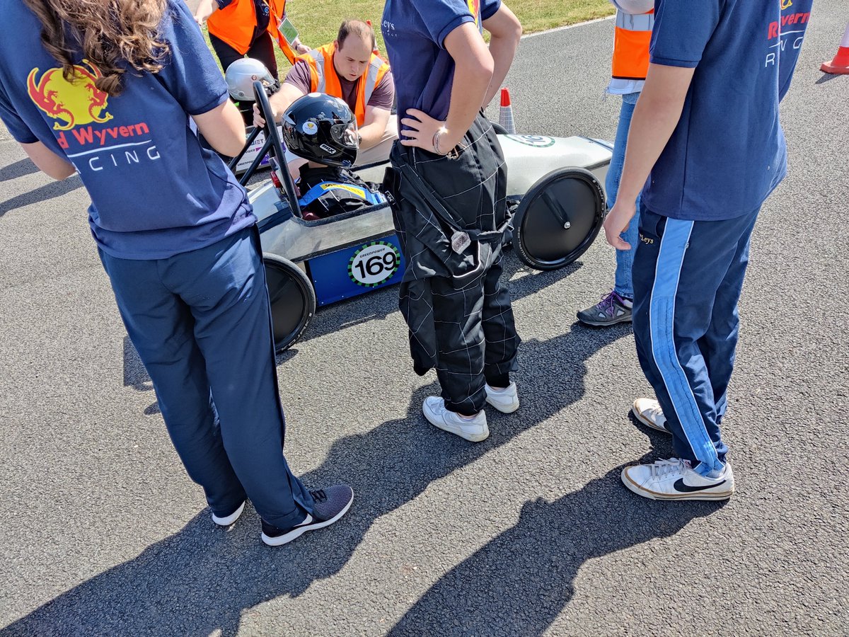 LeysSTEM's tweet photo. On Sunday the Red Wywerns Racing team competed in the @Greenpowertrust regional heats race day at @lotuscars Hethel test track. Thank you to @salixembroidery for providing us with our caps. We had a great day! Thanks @DTLeys 🏁🏎️☀️ https://t.co/aiJ0LezvS9