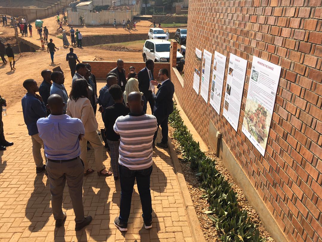 PROECCORwanda's tweet photo. HAPPENING NOW: We are excited to host a high-level delegation led by @UNHABITAT Executive Director @MaimunahSharif at Mpazi rehousing project to highlight existing opportunities around the usage of sustainable, affordable and climate responsive construction materials & technology https://t.co/F0diaLVQ4y