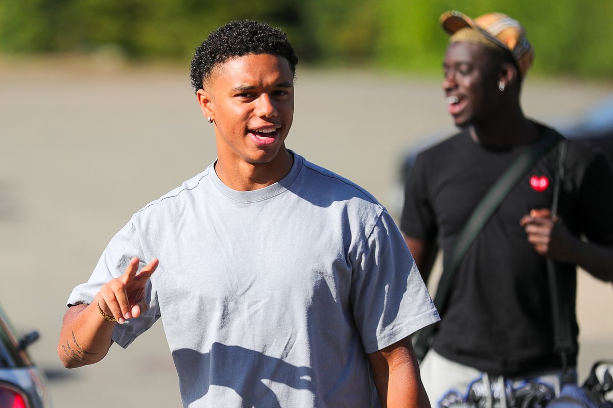 crewealexfc's tweet image. The Reds are back! 🙌🔴

#CreweAlex