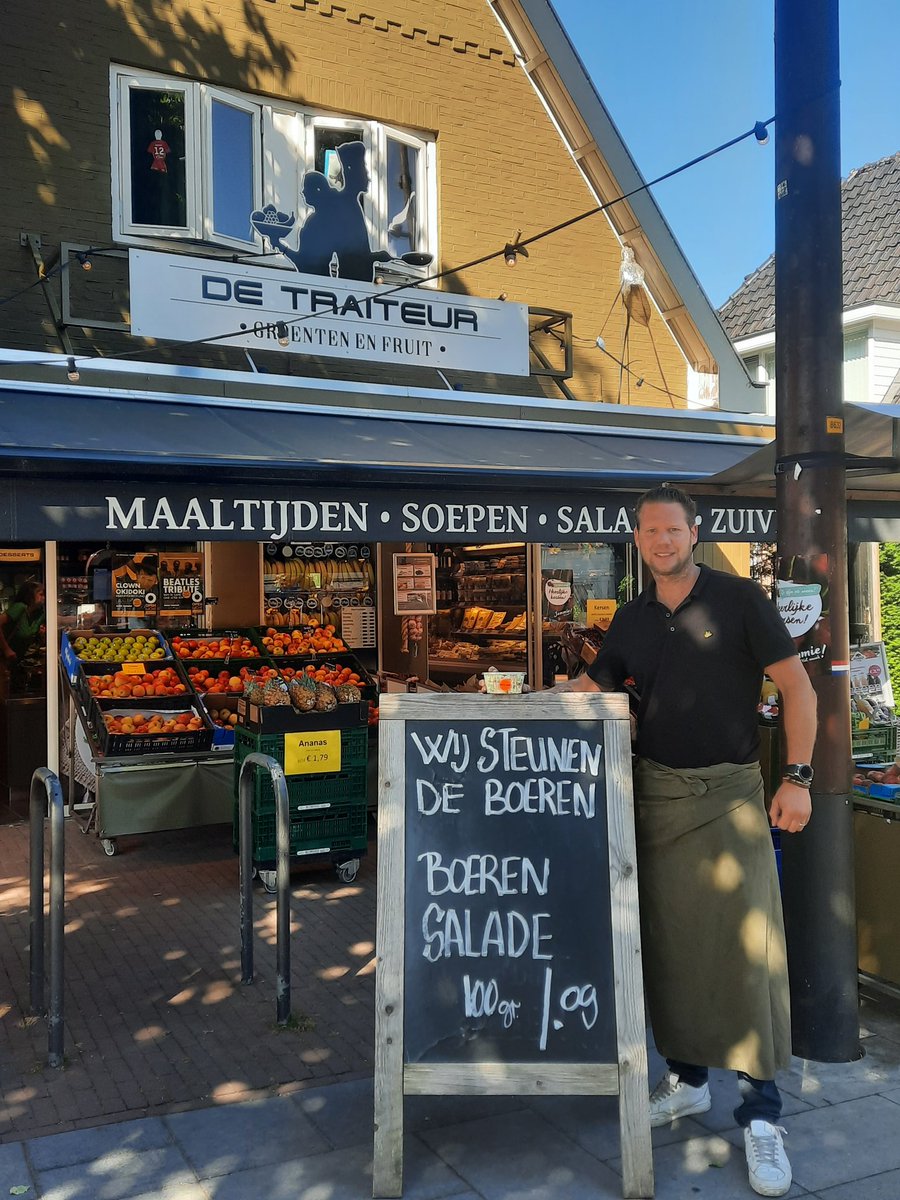 wouteraverdijk's tweet image. Wij steunen onze boeren!!🚜🚜

#boeren #boerenprotesten #stikstofbeleid #groenteboer #boerenverstand #detraiteurgorssel