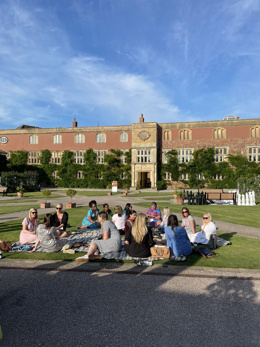 A wonderful first day at the <a href="/CIOCHIME/">CHIME</a> Digital Health Leadership Academy for nurses and midwives, rounded off with a BBQ and quiz night. Thanks to our main sponsor <a href="/Imprivata/">Imprivata</a> for the prizes! #CHIMEleaders