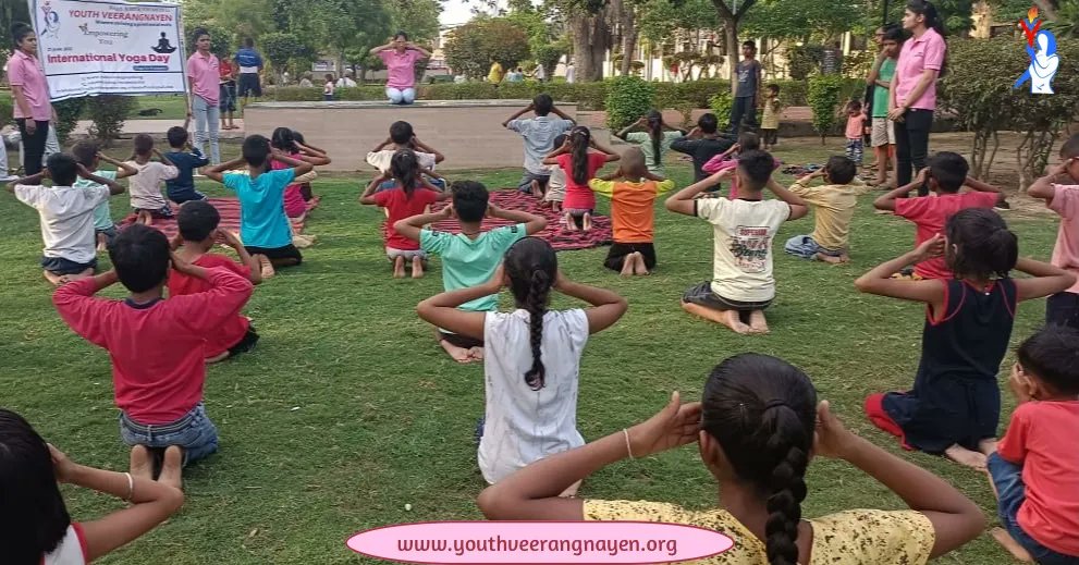 Yveerangnayen's tweet photo. Yoga is the gateway to happiness that the body needs in daily life! 
#YouthVeerangnayen Kalanaur(Haryana) celebrated Yoga day!
#YogaDay
#YogaForHumanity 
#Yoga 
#yogaday2022 
#InternationalDayofYoga 
#InternationalYogaDay2022 
#YogaWithYouthVeerangnayen https://t.co/Yb0gzIIZaM