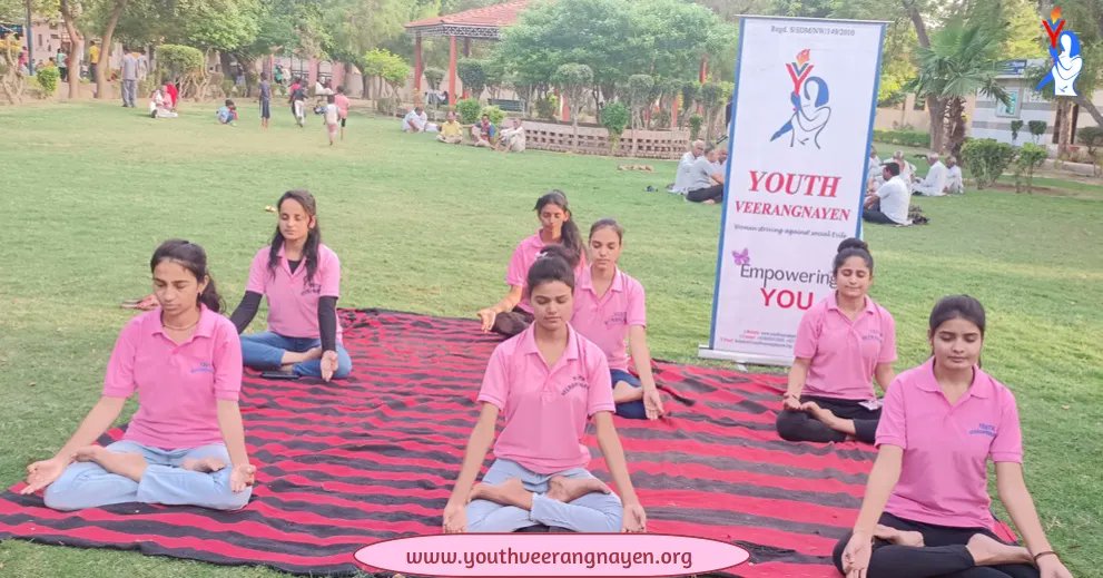 Yveerangnayen's tweet photo. Yoga is the gateway to happiness that the body needs in daily life! 
#YouthVeerangnayen Kalanaur(Haryana) celebrated Yoga day!
#YogaDay
#YogaForHumanity 
#Yoga 
#yogaday2022 
#InternationalDayofYoga 
#InternationalYogaDay2022 
#YogaWithYouthVeerangnayen https://t.co/Yb0gzIIZaM