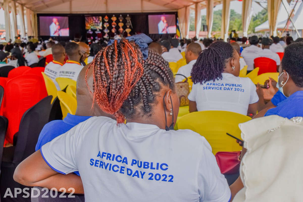 ODPPUGANDA's tweet photo. Africa Public Service Day currently taking place at the Kololo Ceremonial Grounds. The theme this year is "Bringing Citizens and Government closer - Service Delivery for Social Economic Transformation." #ODPPUGANDA #APSD22 https://t.co/RMgWdKIUta