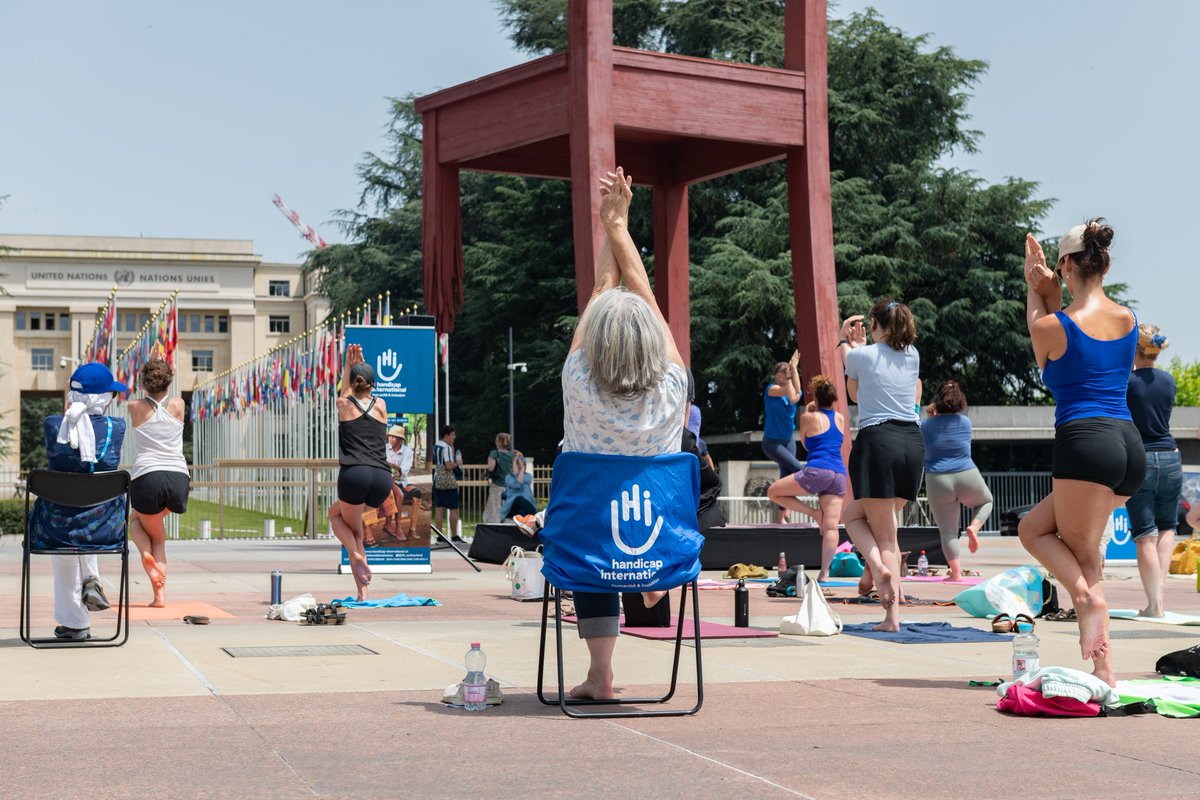 hi_suisse's tweet photo. Un très grand merci pour votre participation!
Ce fut un beau moment de partage autour du yoga pour soutenir le mouvement #enbleu pour les personnes en situation de handicap à travers le monde 💙
Ce fut un plaisir de partager ce moment avec vous !
📷 © Basile Barbey / HI https://t.co/5f0CJxQduY