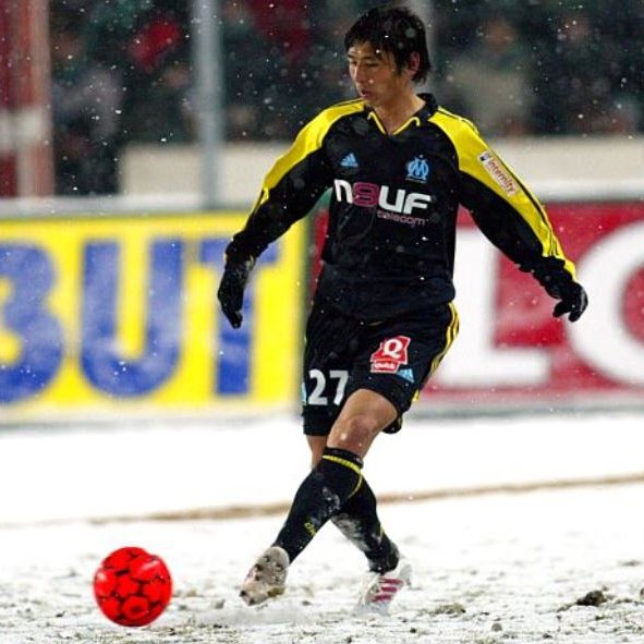 90footballFr's tweet photo. 🇯🇵🇫🇷 Le Japon et la Ligue 1 🇯🇵🇫🇷
N. #Hiroyama (MHSC)
J. #Inamoto (Rennes)
K. #Nakata (OM)
D. #Matsui (Le Mans, ASSE, Grenoble, Dijon)
S. #Ito (Grenoble)
E. #Kawashima (Metz, RCSA)
H. #Sakai (OM)
G. #Shoji (Toulouse)
Y. #Nagatomo (OM)
N. #Ueda (Nîmes)
❓ T. #Minamino (Monaco) ❓ https://t.co/uu8dDQD5Kg