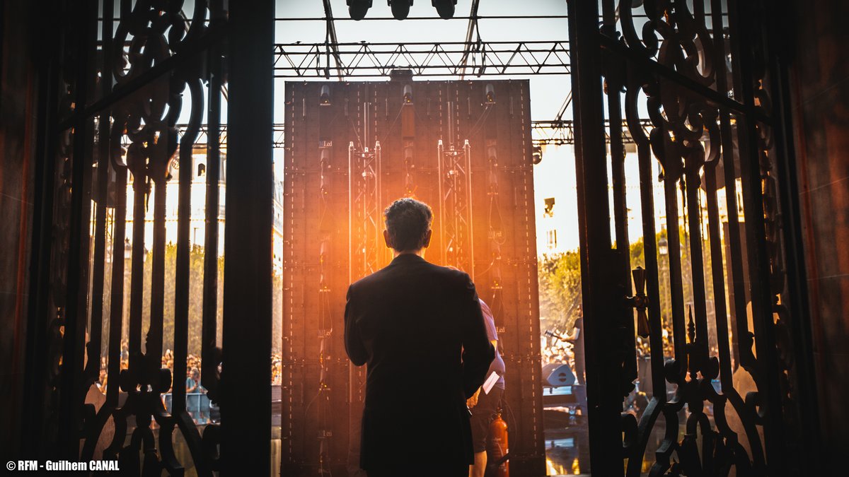 [#Événement] 💥 Avant de découvrir le #RFMMusicShow, présenté par <a href="/bernard_montiel/">Bernard Montiel</a>, JEUDI à 21h15 sur <a href="/C8TV/">C8</a>, et en simultané sur #RFM, voici les photos Marc <a href="/LavoineOfficiel/">Marc Lavoine</a> sur la scène de cette soirée événement ! 🎶

 📸 Photos : <a href="/GuilhemCanal/">GuilhemCanal</a>