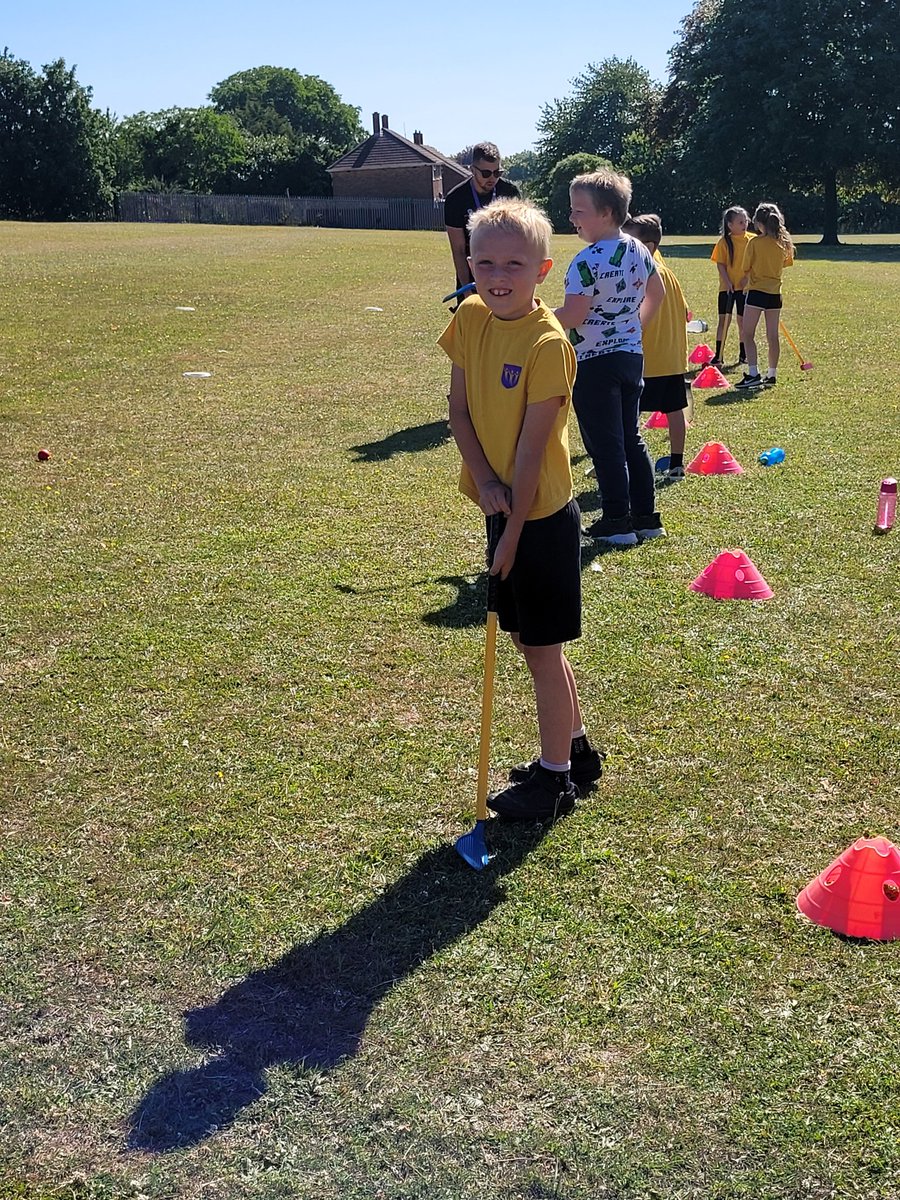 amberEPS's tweet photo. Our first activity today is golf and we are having a great time! @PE_EPS1 @PrimaryElaine @IPAT_Edu https://t.co/qvVcSwA8r1