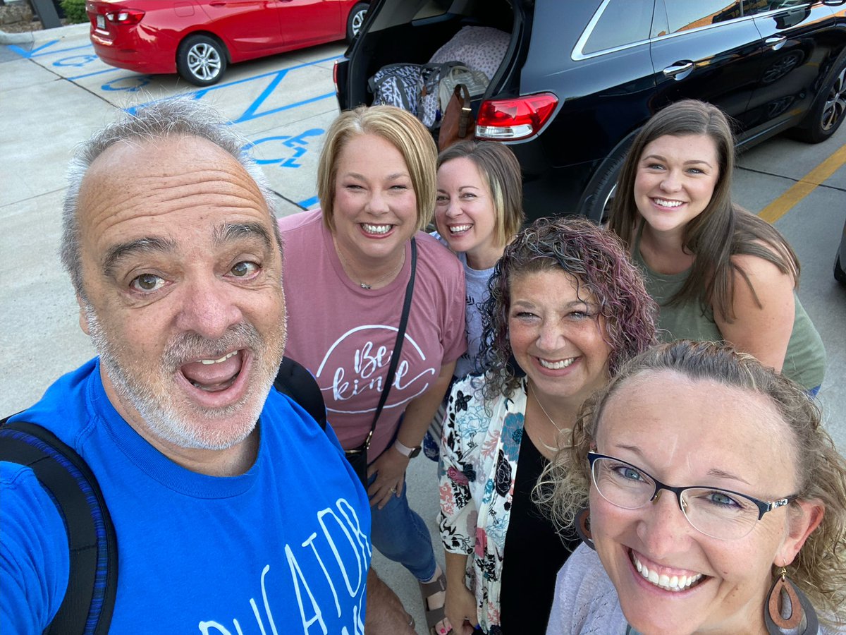 ninabean35's tweet photo. @gerrybrooksprin nailed it as the keynote at #edtechsemo today. I needed to hear every single thing he said. https://t.co/G6V855bagB