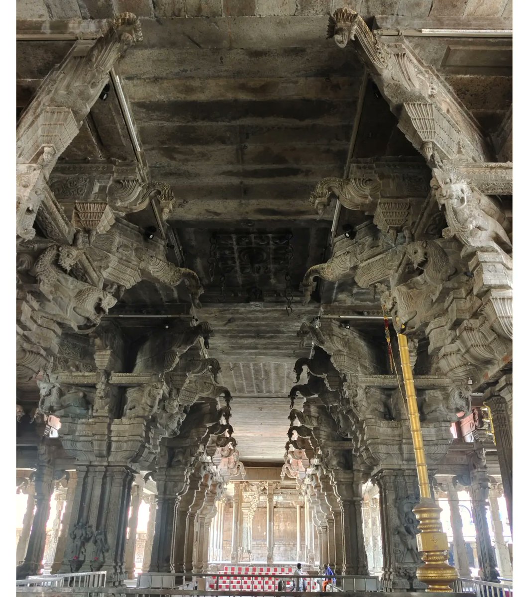 sundarmercury's tweet photo. அவனருளாலே அவன்தாள் வணங்கி.. 🔱🙏

#omnamahshivaya
#adhiparasakthi

#sunclix
#temples #templesoftamilnadu
#temples_of_southindia
#templesofindia
#templesarchitecture
#sanatandharma
#Trichy
#thiruvanaikovil https://t.co/YQodQYPqTM
