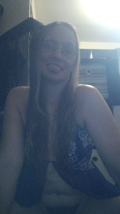 EllaRae MoRGaN’s pics and videos