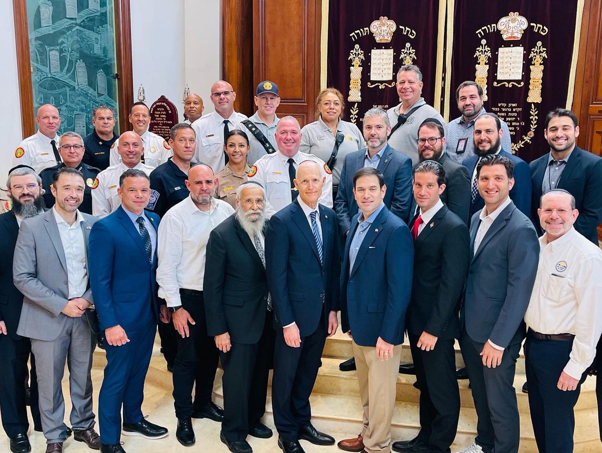 ShlomoDanzinger's tweet photo. On Monday, ahead of the one-year anniversary of the tragic #surfsidebuildingcollapse @flsenrickscott and @marcorubio met with Surfside local leaders and many of the first responders who led the search and recovery efforts during those terrible weeks. https://t.co/Cj6E0GCR5o