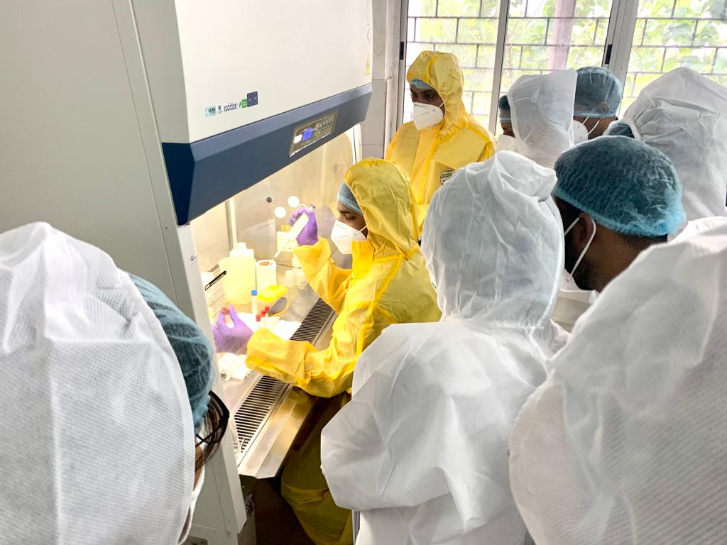 HLTH_JHARKHAND's tweet photo. Cascade Training on Molecular Testing@ranchi_rims to enhance competencies of microbiologists and molecular diagnostics labs personnel.@usaidriseindia https://t.co/rr12OVLFMe
