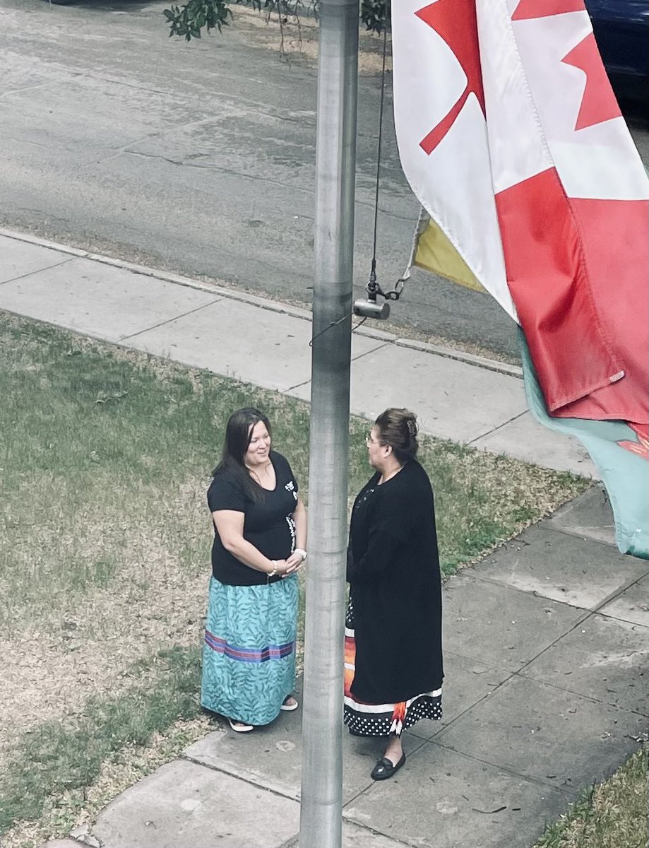 Started the day with a smudge celebrating National Indigenous Peoples Day. When I looked out the window I couldn’t help taking this picture. Grateful for these two beautiful people who made me feel welcome when I began my teaching career in Canada. <a href="/LandryJoanna/">Joanna Landry</a> @Jessi_McCulloch