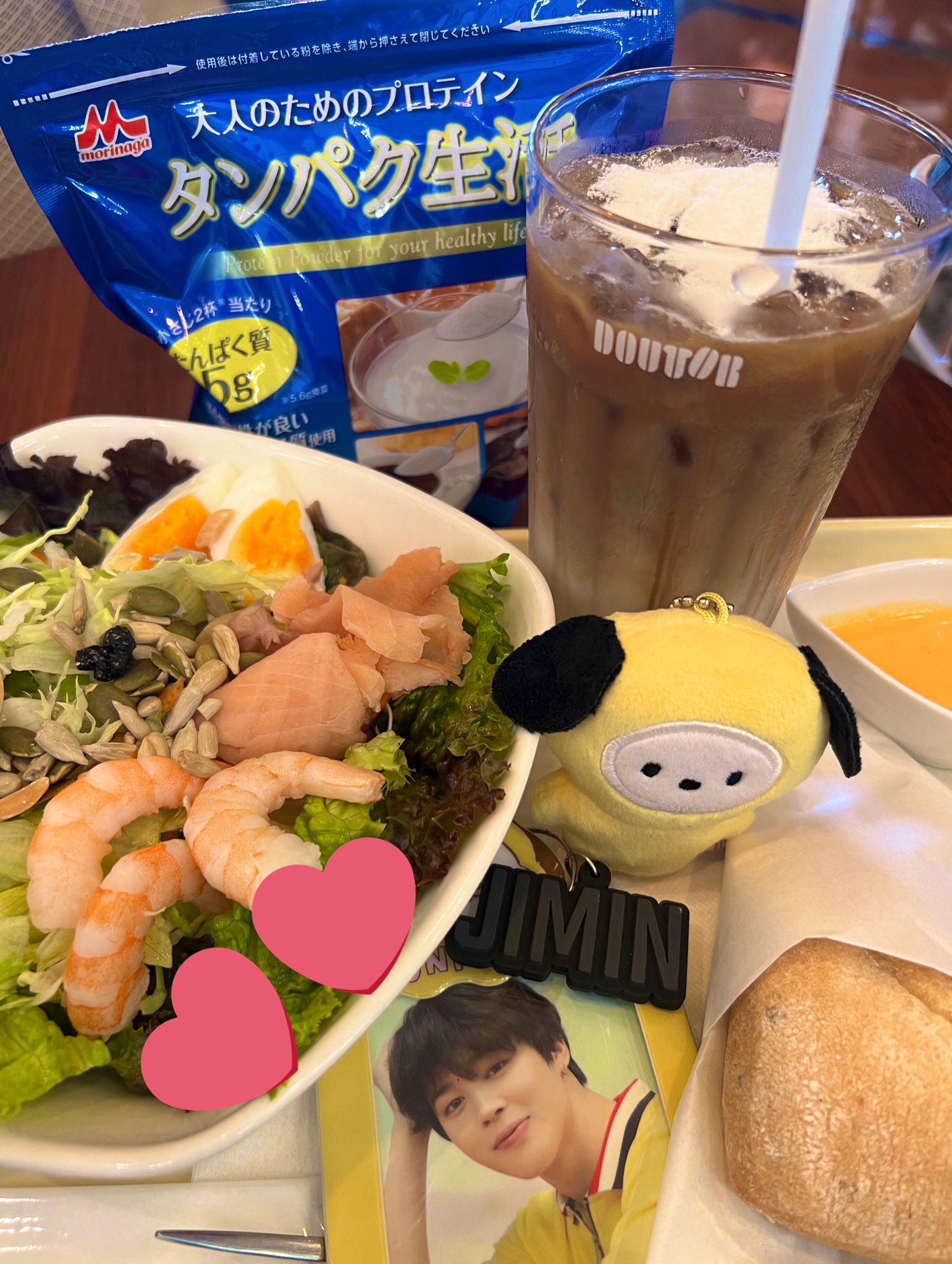 ぷにこ ᵖʳᵒᵒᶠ 千葉から戻ってきて 疲れがなかなか抜けない お弁当もサボりがち ランチはドトールで 栄養補給に大人のための タンパク生活 笑 プロテインじゃなくて笑 これ 無味だから 何にでもかけたりして 摂取できるから おススメだよー