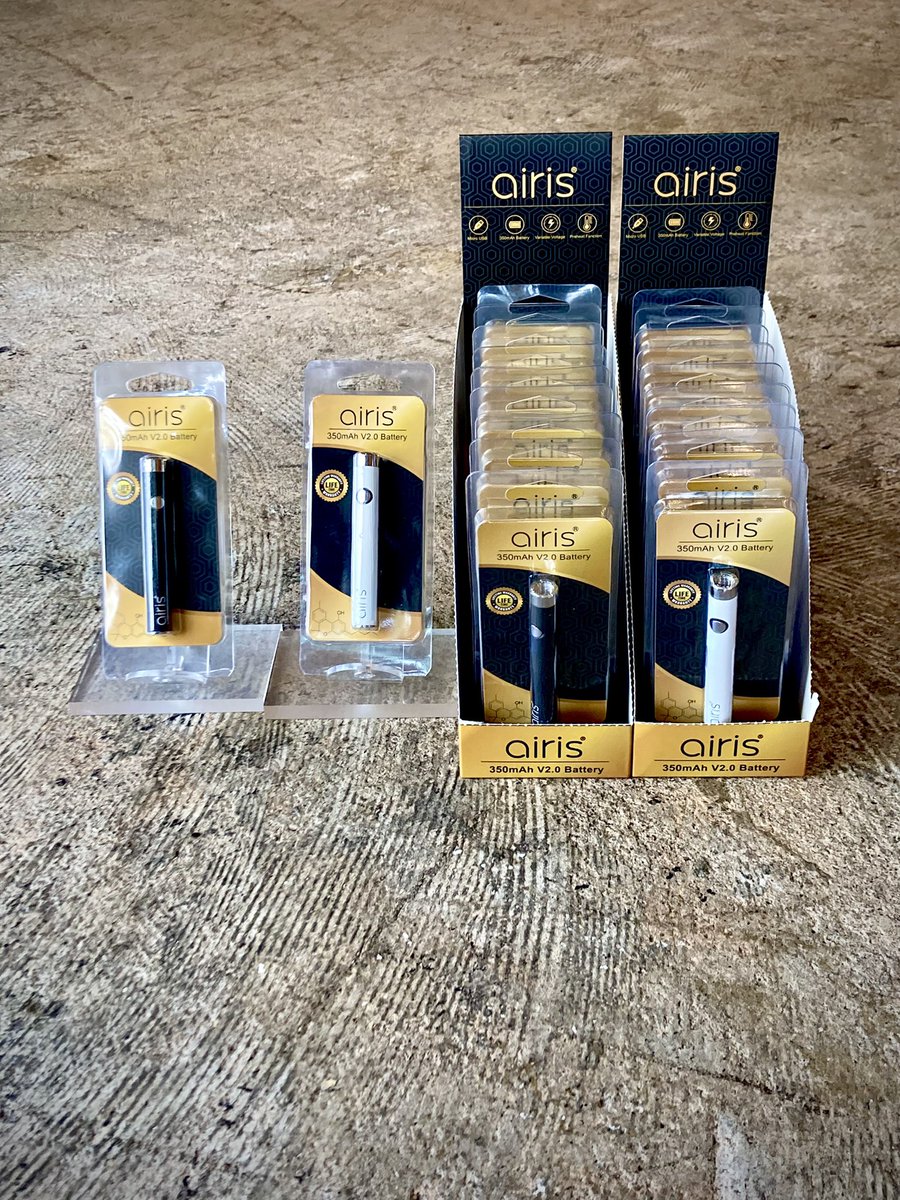 #airis
airisバッテリー再入荷しました！
CBD業界ど定番のペン型バッテリーです！
510スレッド対応！プレヒート機能付きで使いやすいです✌︎

veryveryvape.jp