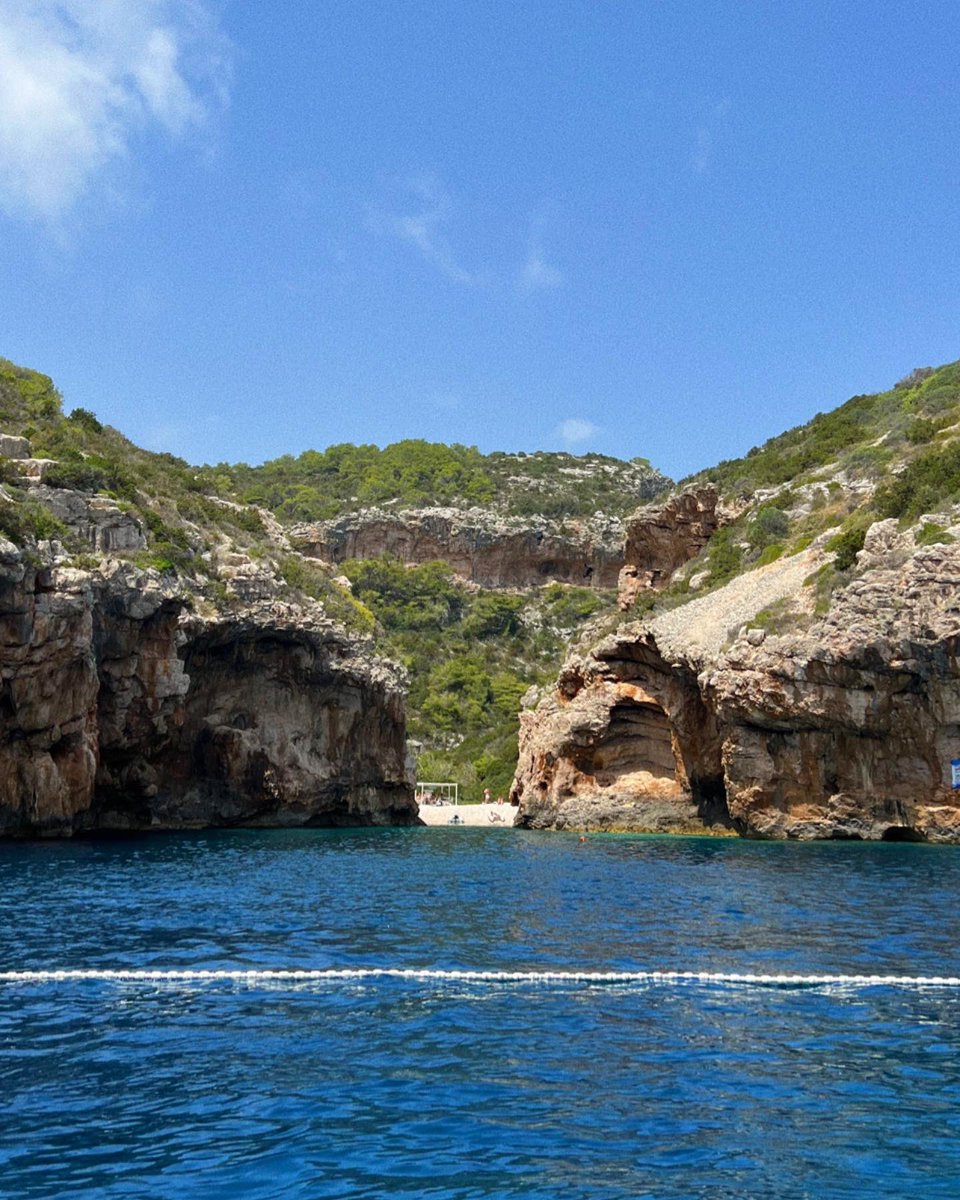 Starting my 30th birthday celebrations off a few weeks early with a week island hopping &amp; exploring in Croatia 🌴