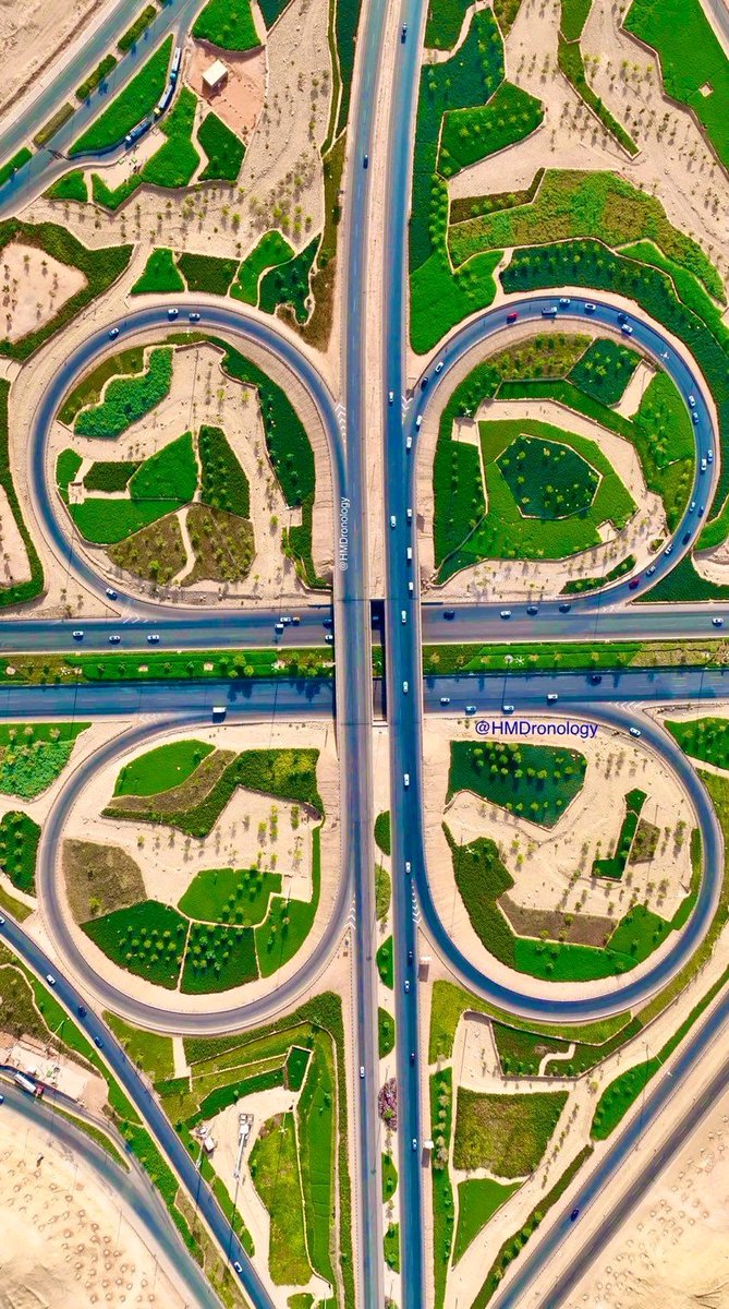 Riyadh, Saudi Arabia
2020 v.s. 2022

#riyadh
#SaudiArabia