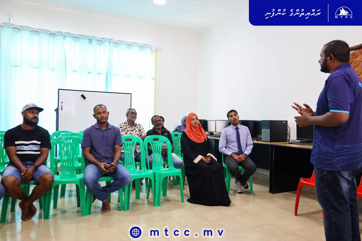MTCCPlc's tweet photo. Team @MTCCkashavaru met with the vessel owners and Council Members at V. Felidhoo and inspected engines. Our gratitude goes to the Council Members and vessel owners at Felidhoo for the support extended during our visit.
#yanmarmarine #suzukimarine #castrol #ppgcoating https://t.co/PisVgXGi76