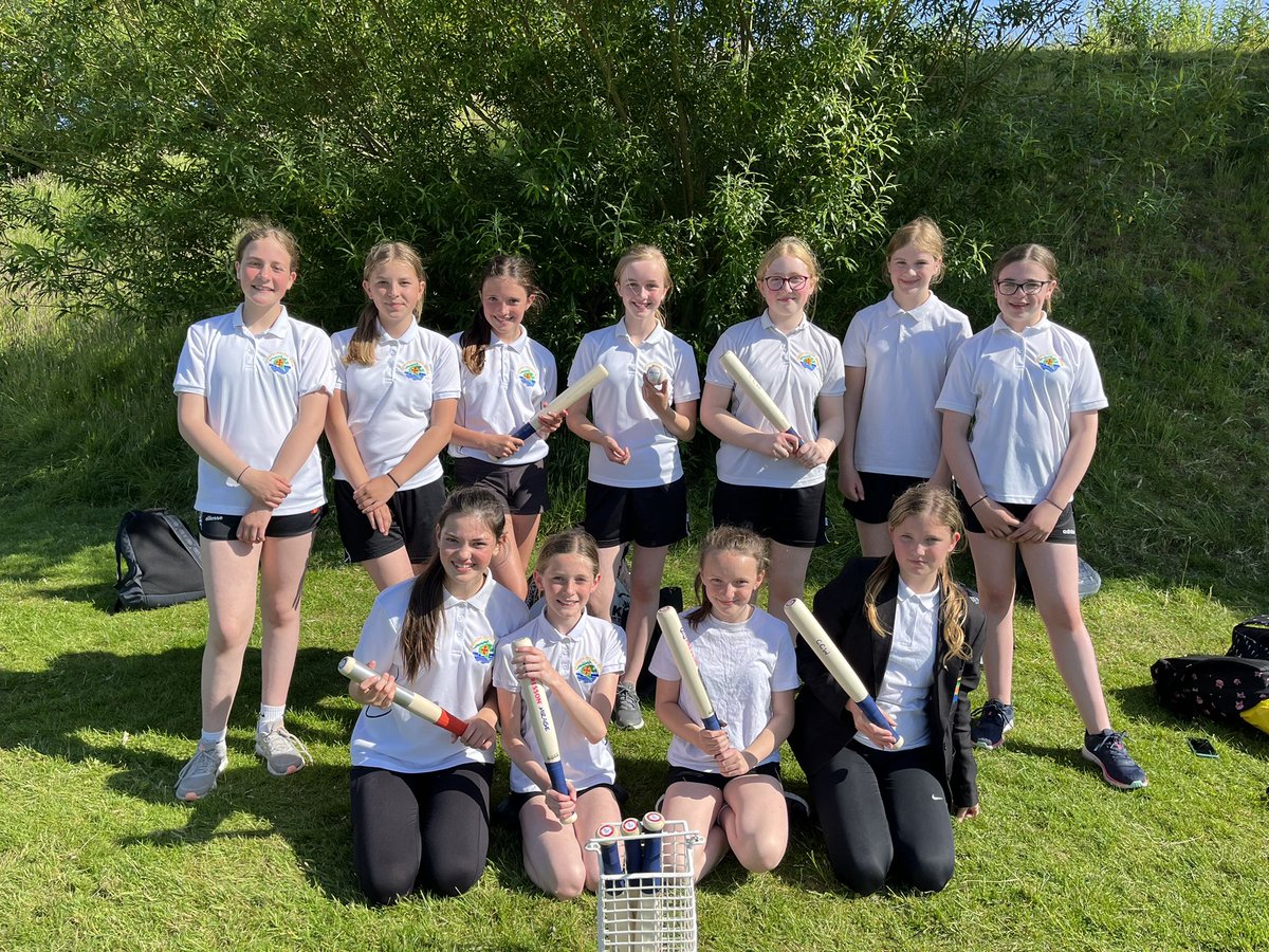 ccw_PE's tweet photo. The year 7’s enjoyed the rounders tournament winning two games and improving throughout. https://t.co/RoSE4vtH8L