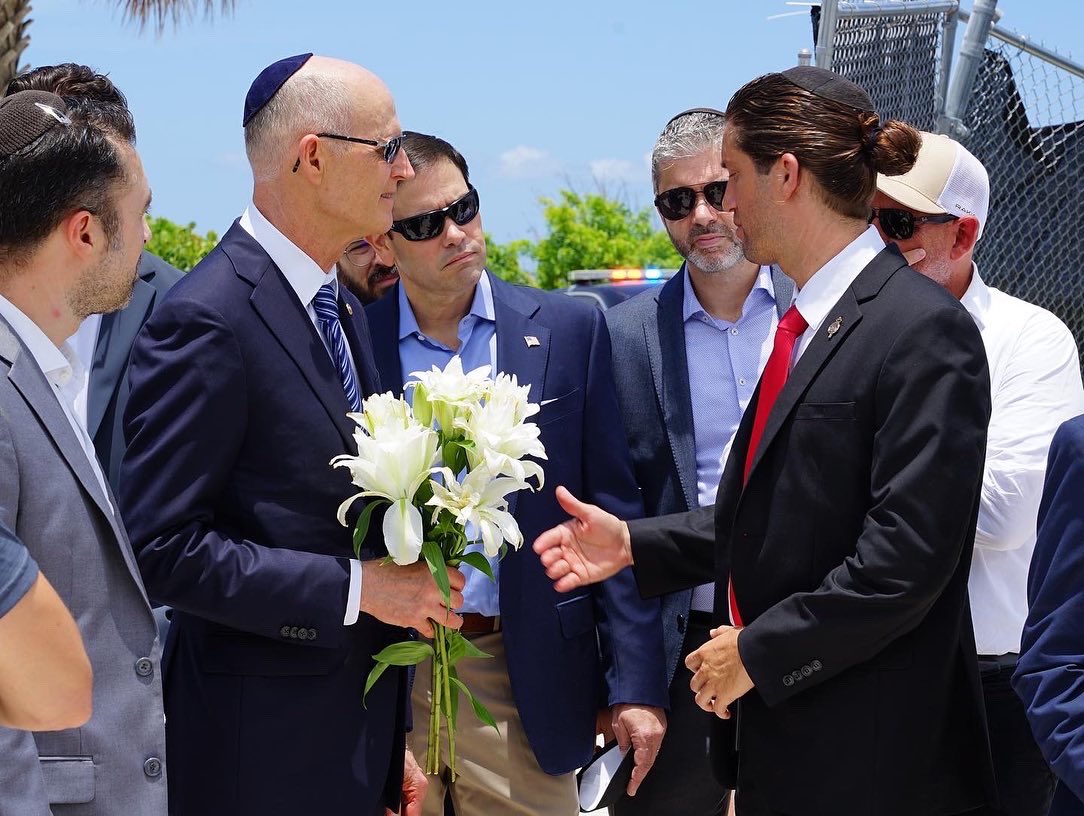 ShlomoDanzinger's tweet photo. Only days ahead of the first anniversary of the #chaplaintowersouth #surfsidebuildingcollapse @flsenrickscott and @marcorubio came to pay their respects to the 98 precious souls who lost their lives in the #surfsidecollapse. The loss from that night will forever be in our hearts. https://t.co/ii6ezlAJri