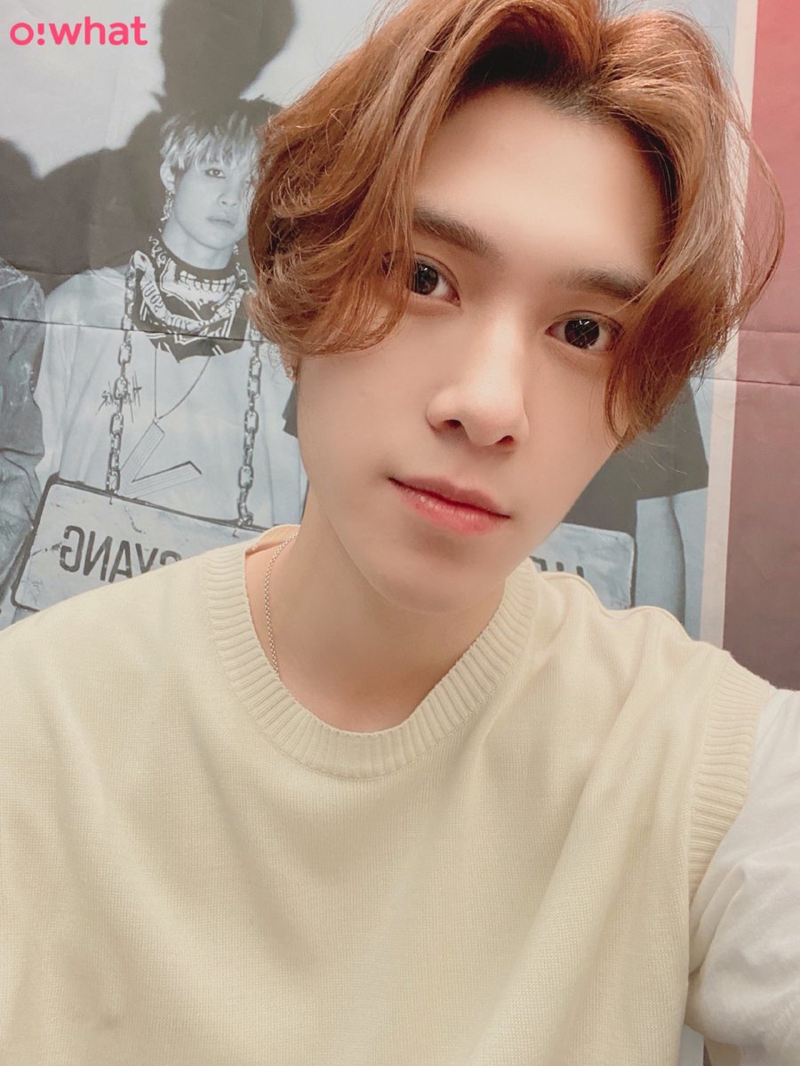 timetohendery's tweet photo. 200628 Owhat Weibo Update

#HENDERY #헨드리 #黄冠亨 https://t.co/VmCJ9miA3K
