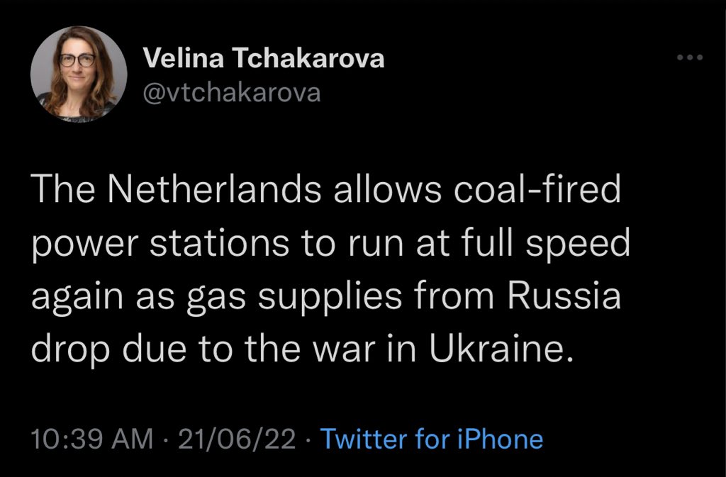 tribhuwan_0196's tweet photo. But India should not burn coal 🤡 https://t.co/T0GCGcJvaR