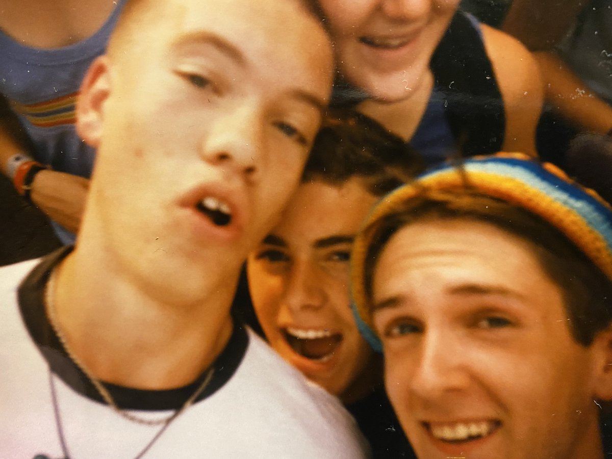 pouringpints's tweet photo. @gusTootell Hey! Remember when you and I went to D.C. together… 25 YEARS AGO!!!! https://t.co/LOVuwS3dty