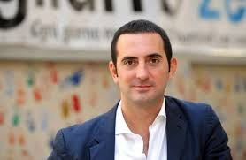 francotaratufo2's tweet image. Sei proprio uno #Spadafora 
#omnibusla7