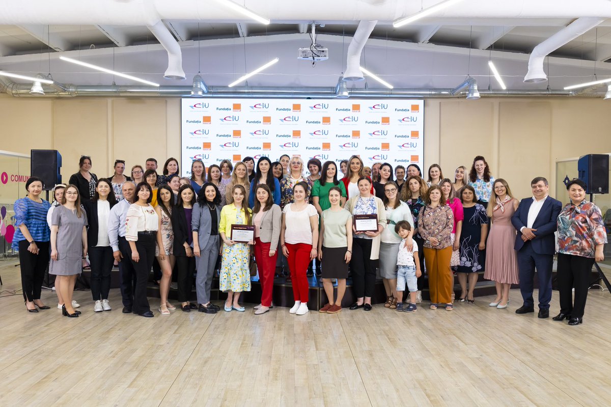 #WomenDigitalCenter opens up new digital education and entrepreneurial opportunities for￼ 🇲🇩women. Thanks to it, young women take their first steps in entrepreneurship and master the digital promotion of their businesses. #DigitalEquality #Engage2025 
  youtu.be/Ze10e5Kfwuw