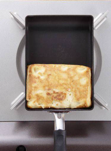 たこ焼き・・？ではないけど美味しいのは間違いなし！♪フライパンで作る簡単たこ焼き