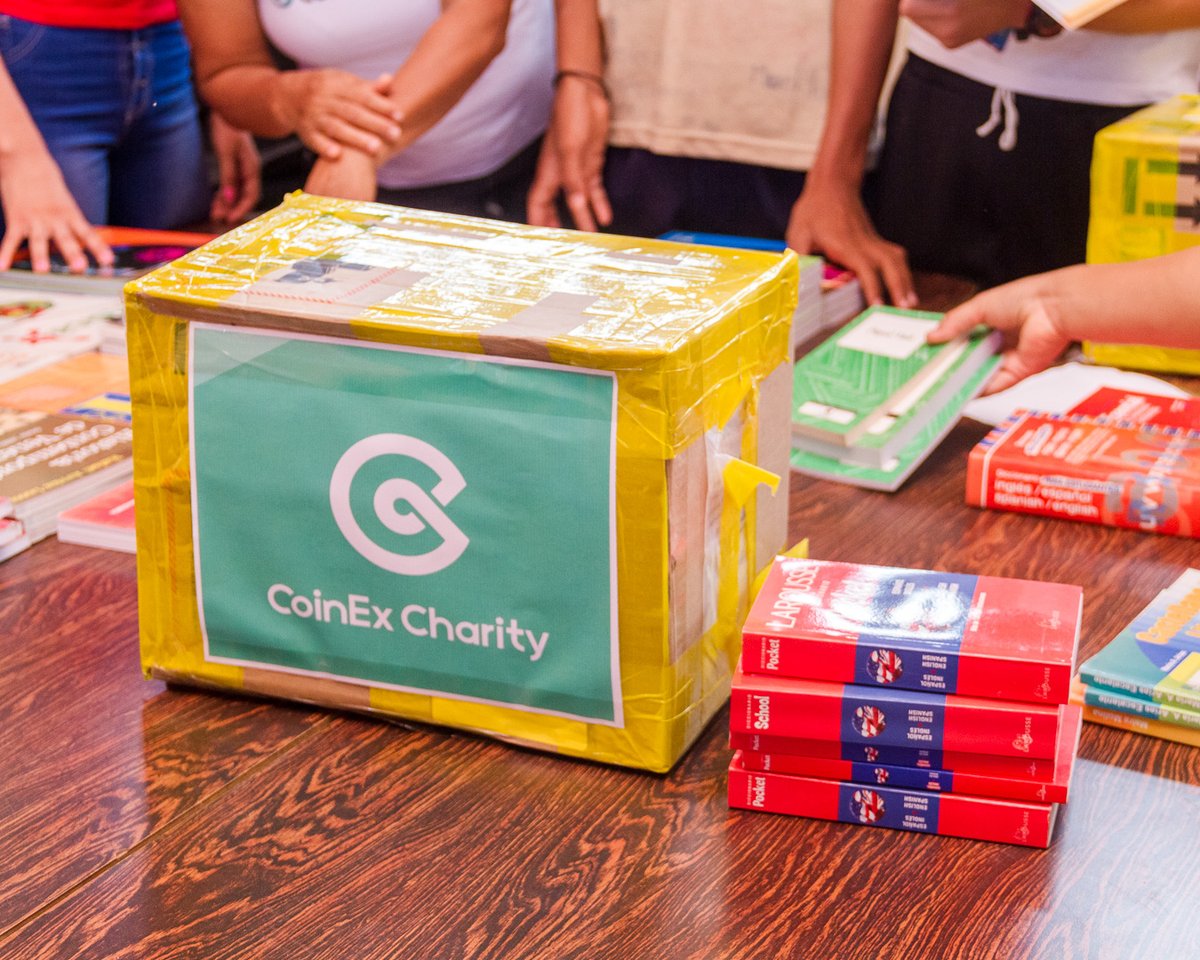 CoinExCharity's tweet photo. Yesterday, Part2 of the 10th stop of our book donation campaign visited Cumana, Venezuela, and donated 200 books to local schools. 🥰📚
@CoinExSpanish #CoinExCharity #charity #Venezuela https://t.co/kt1yydbh5V