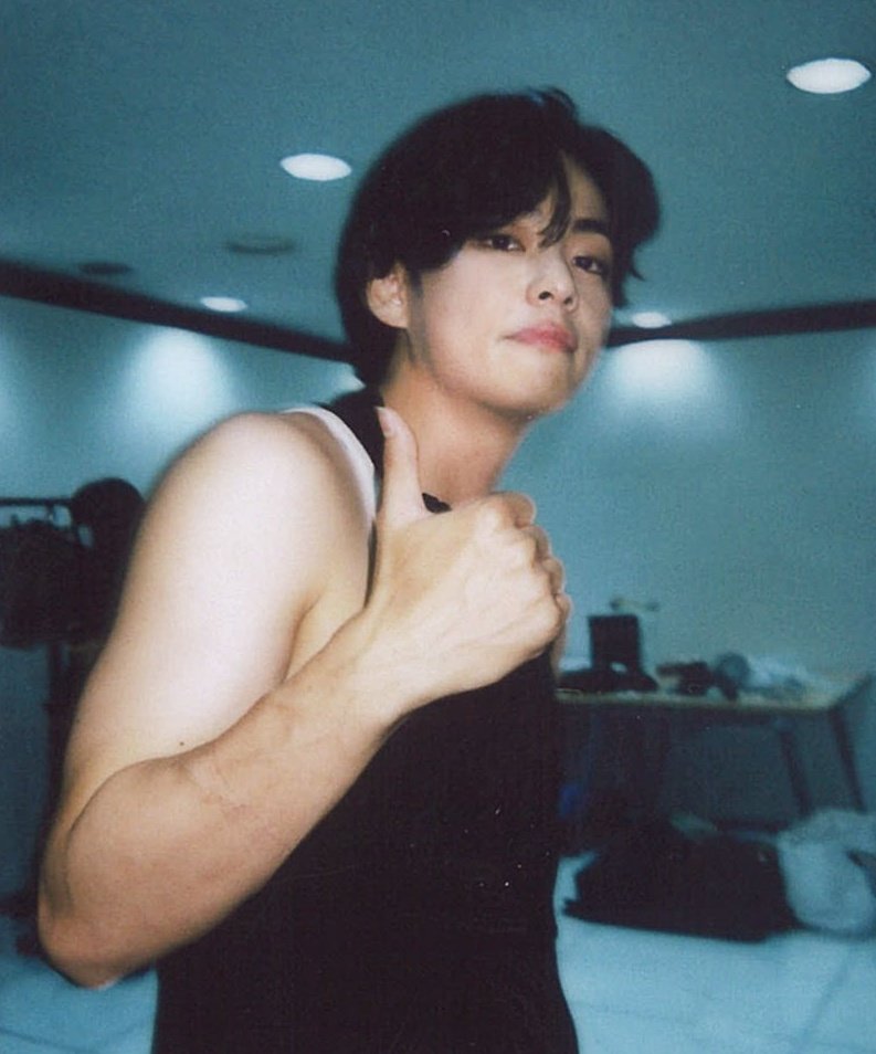 taesmug's tweet image. 2015                               2022