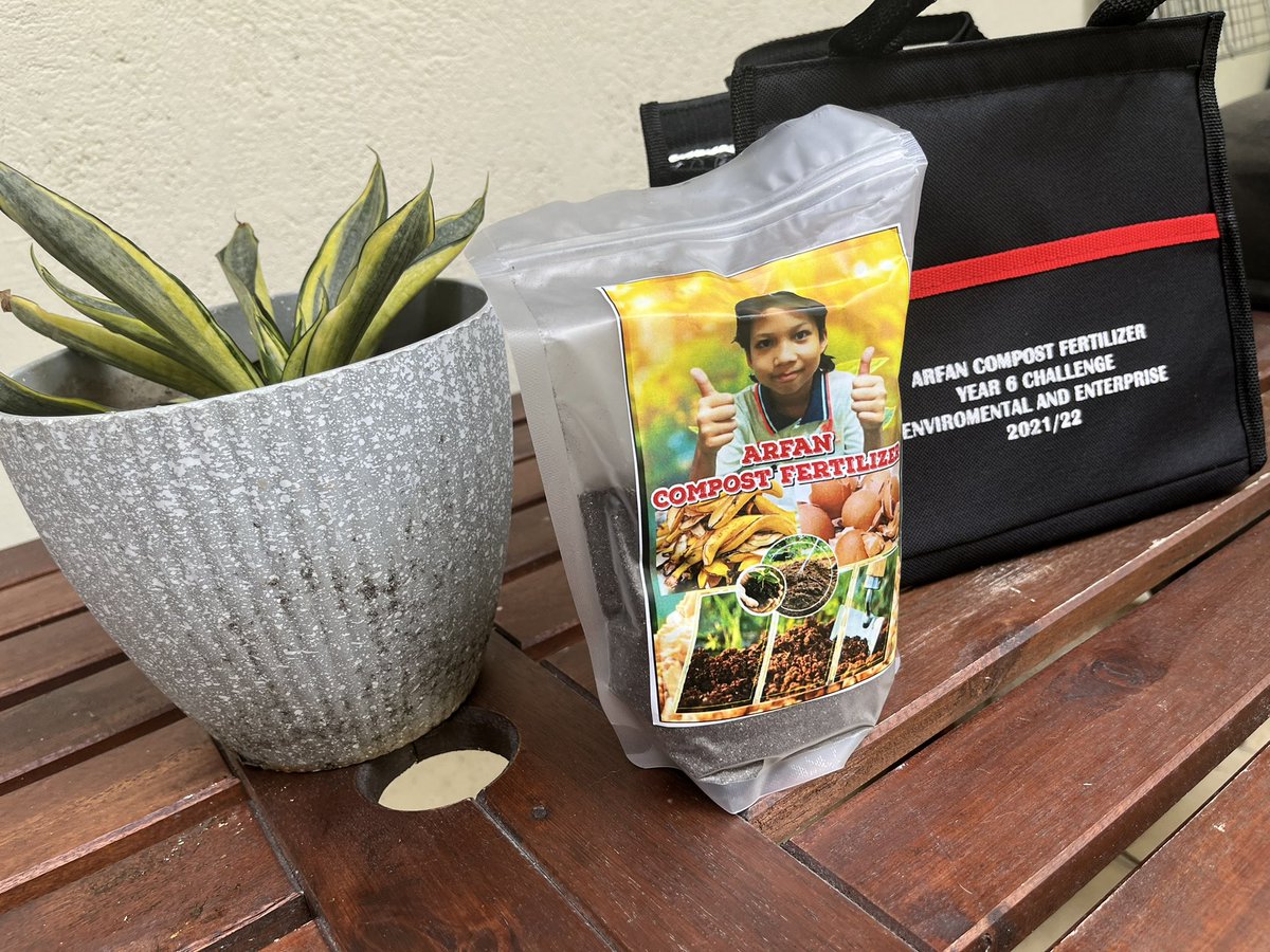 KLASS_Computing's tweet image. Thank you Arfan for your amazing Y6 enterprise challenge product - compost! 👏🤩 🌱