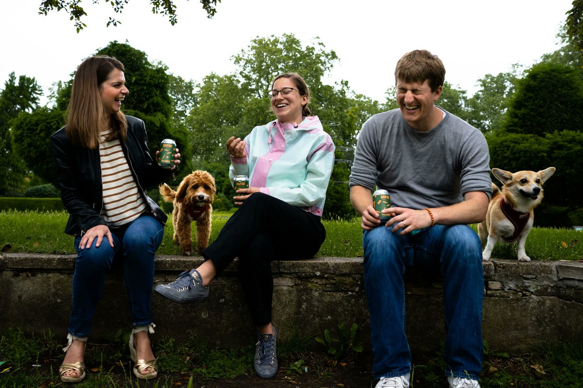 SHARE THE LOVE ❤️
Having a beer helps us build relationships🍻. Sharing a treat helps us to grow our bond with our dog🐕. Let's connect the two.

You can have a beer, your dog can have a biscuit, and both treats have been made from the same ingredients😍.

#beeranddogs
