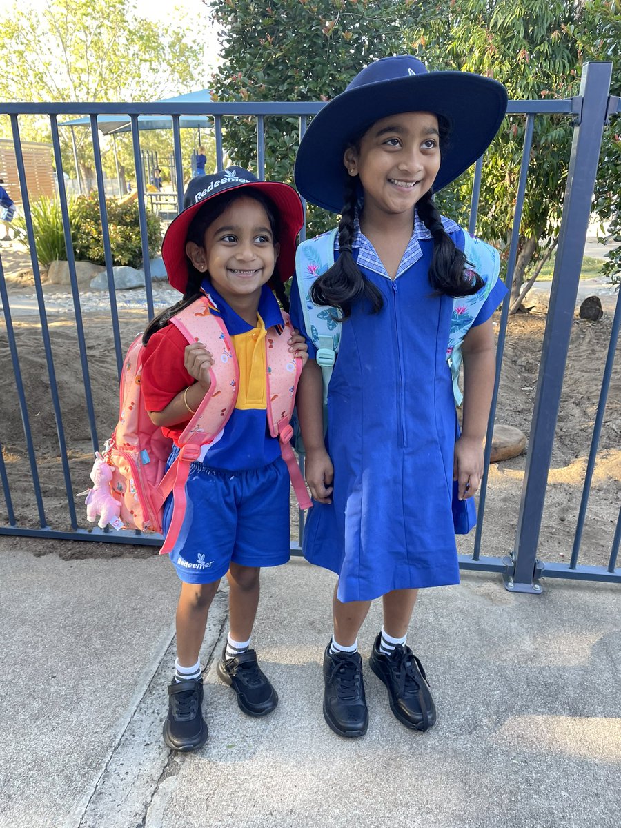 If this doesn’t warm your heart, I don’t know what will - Kopika &amp; Tharnicaa have just finished up their first day at their new school in Biloela 🥰 <a href="/HometoBilo/">HometoBilo</a> <a href="/7NewsCQ/">7NEWS Central Queensland</a> <a href="/7NewsBrisbane/">7NEWS Queensland</a> <a href="/7NewsAustralia/">7NEWS Australia</a>