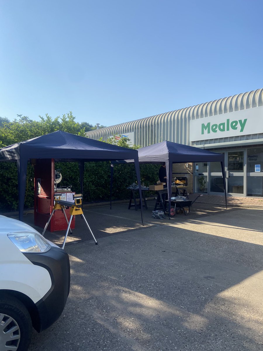 MealeyProjects's tweet image. New gazebos at the Mealey office protecting our staff from the sun ☀️