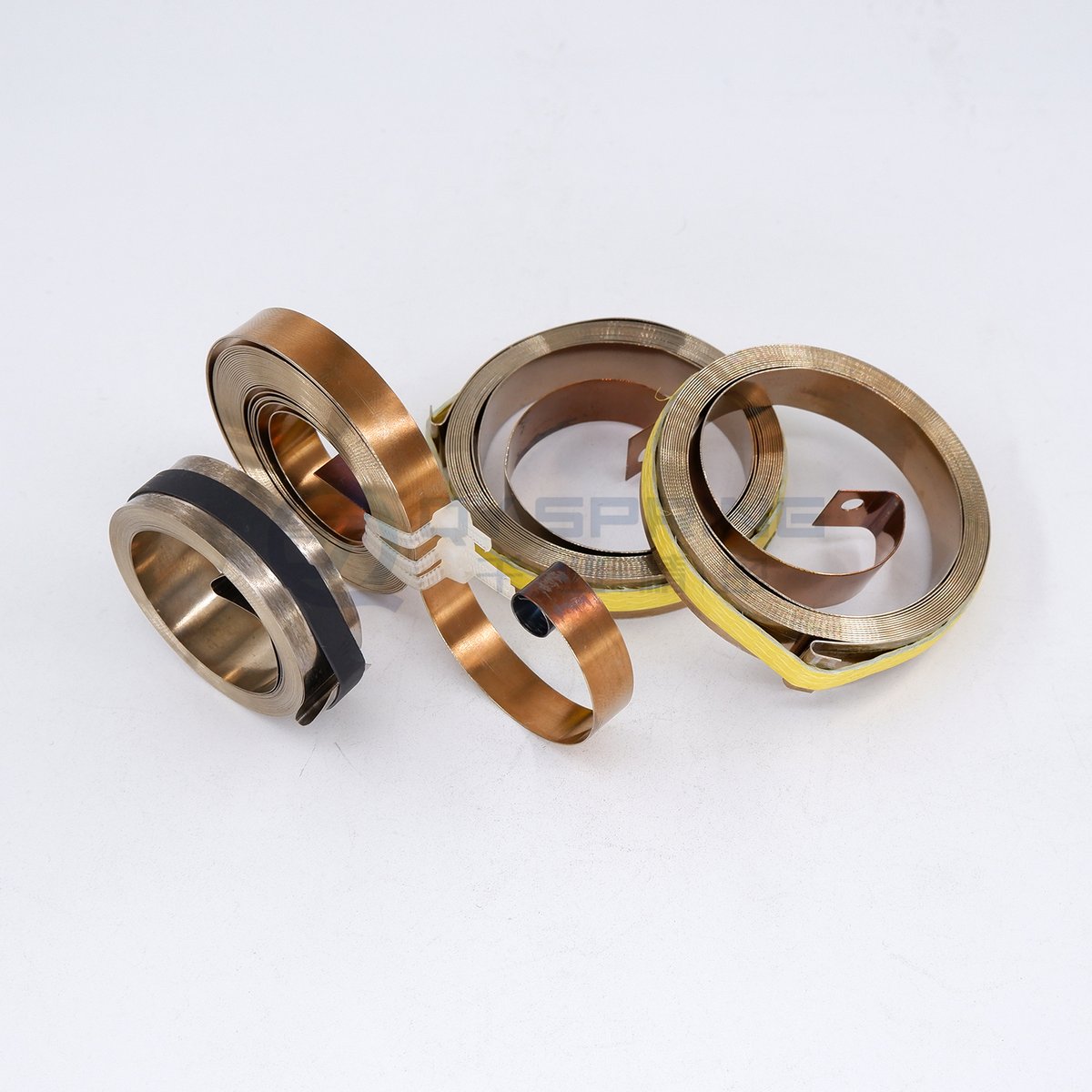 Qianyejm's tweet photo. Application of power spring in speed difference crash arrester
  Within the service radius, that is, during normal use, the steel wire rope is free to expand and contract by virtue of the internal power spring. 
https://t.co/v3pieFbUCj
#beyondthespring #CustomSpringDesign https://t.co/WzT7HiNNP0