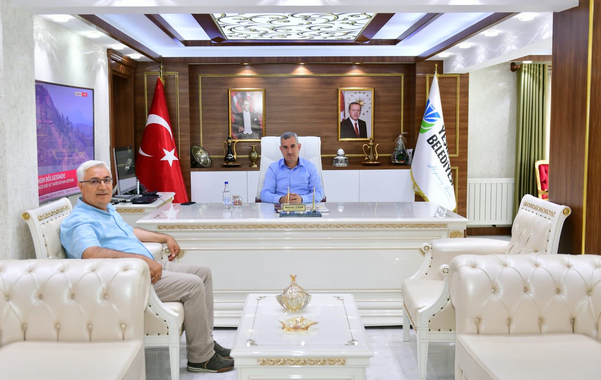 mehmetcinar44's tweet photo. Yeşil Bade Restoran işletme sahibi Hulusi Boyraz'a ziyaretleri için teşekkür ediyorum. https://t.co/mOrHNEdokZ